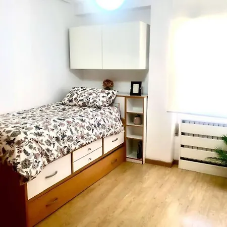 Nuevo! Con Piscina A 2 Minutos Estacion Tren Ave Apartman *